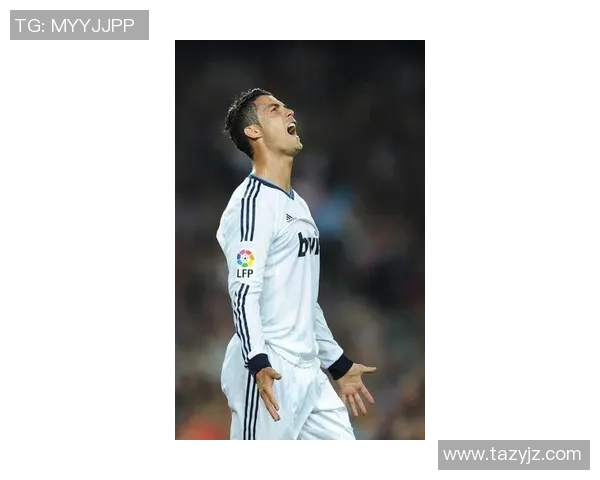 全球足球球星妻子排行榜揭秘明星背后的女人们谁最迷人